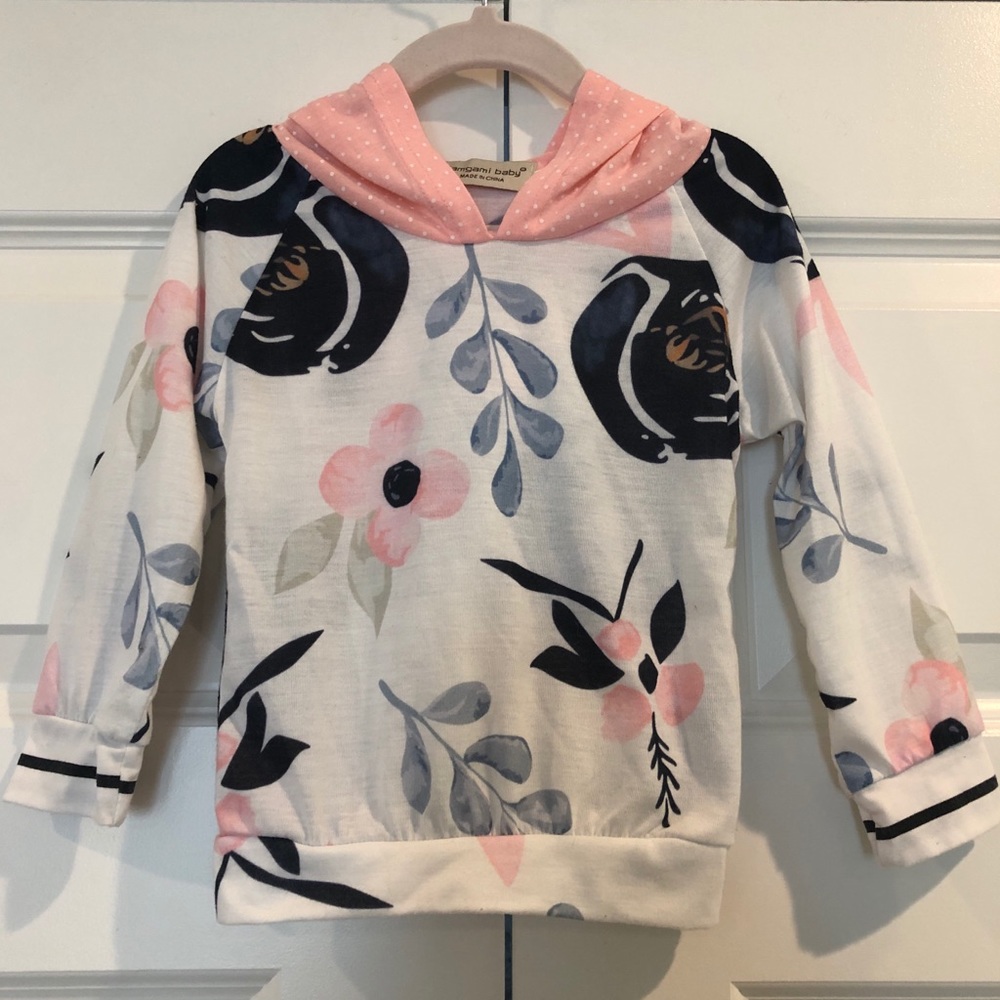 NWOT Girls Hoodie